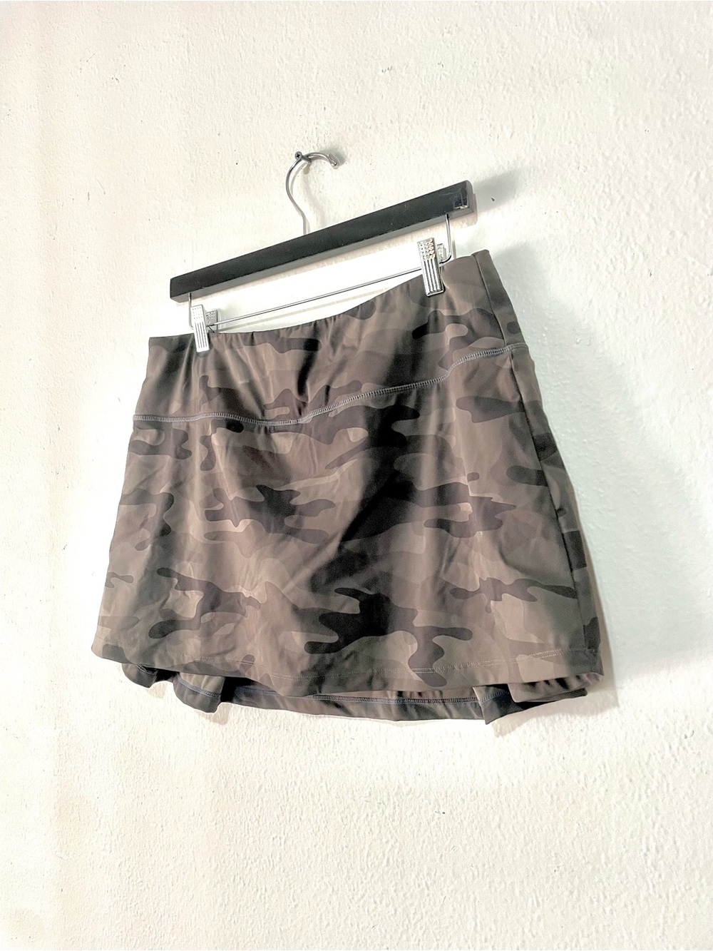 Soothfeel Pleated Tennis Skort for Women Size XL Camouflage Print Pocket